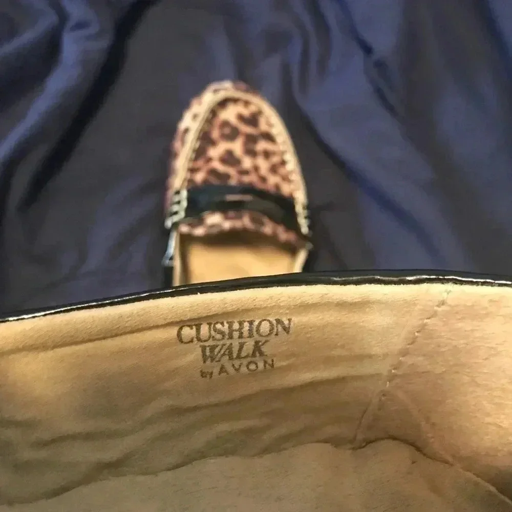 Cushion Walk by Avon‎ Women's size 6 Leopard Print Loafer Flats